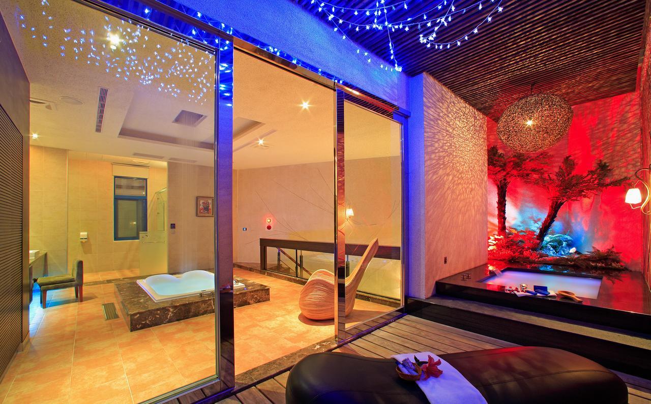 Blue Coast Spa Motel Цзилун Экстерьер фото