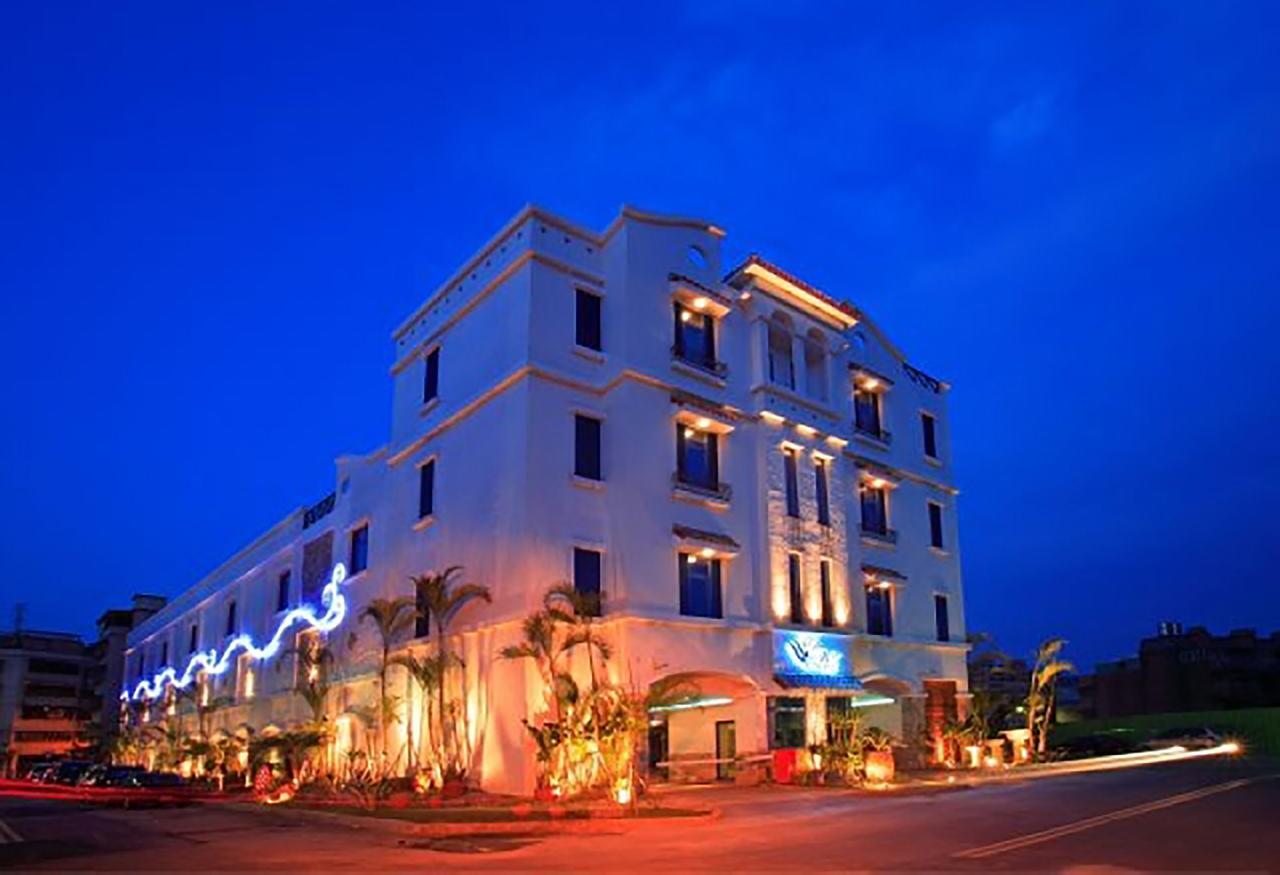 Blue Coast Spa Motel Цзилун Экстерьер фото